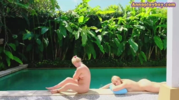 Annaplayboy  28-08-2021 spray Couple